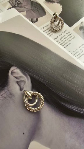 گوشواره استیل پیچ